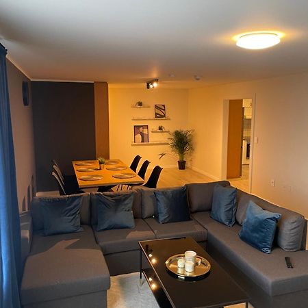Iq Apartments 1 Keflavik Bagian luar foto