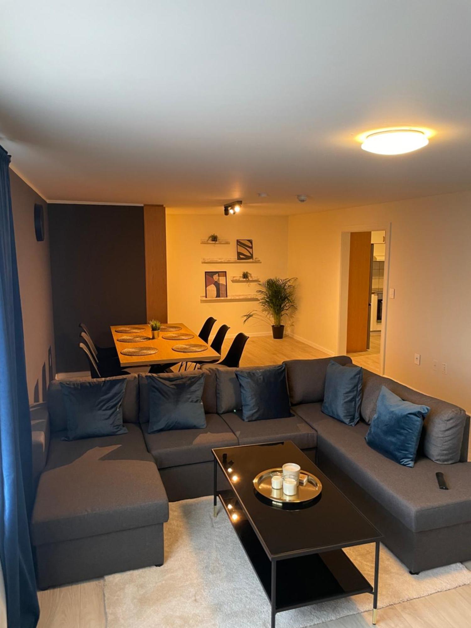 Iq Apartments 1 Keflavik Bagian luar foto